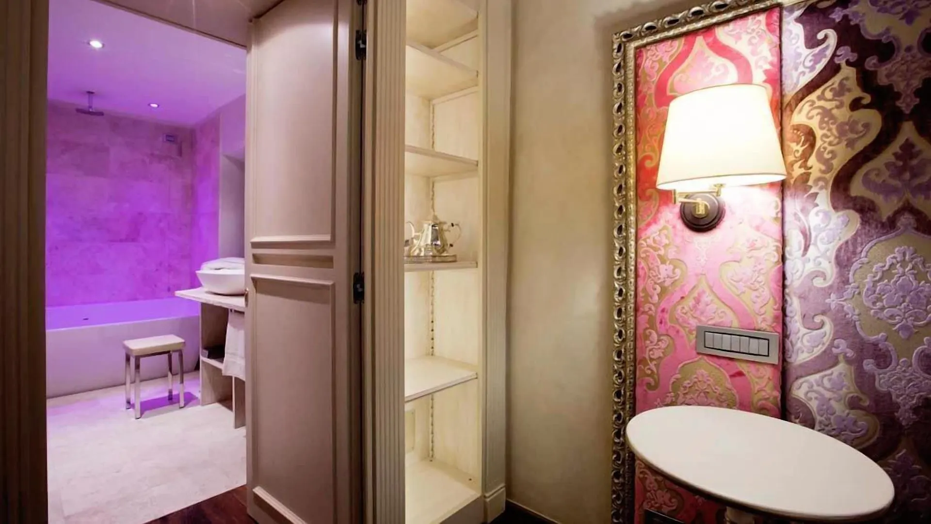 Bed and Breakfast Palazzo Carletti Montepulciano Stazione 4*,