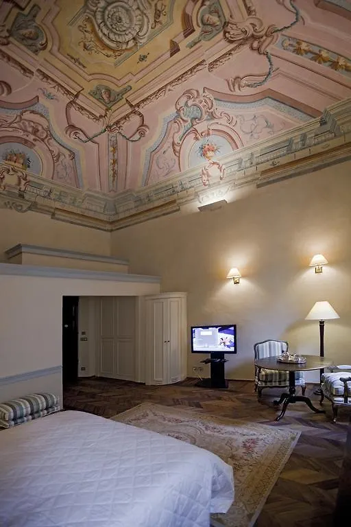 Palazzo Carletti Bed and Breakfast Montepulciano Stazione 4*,